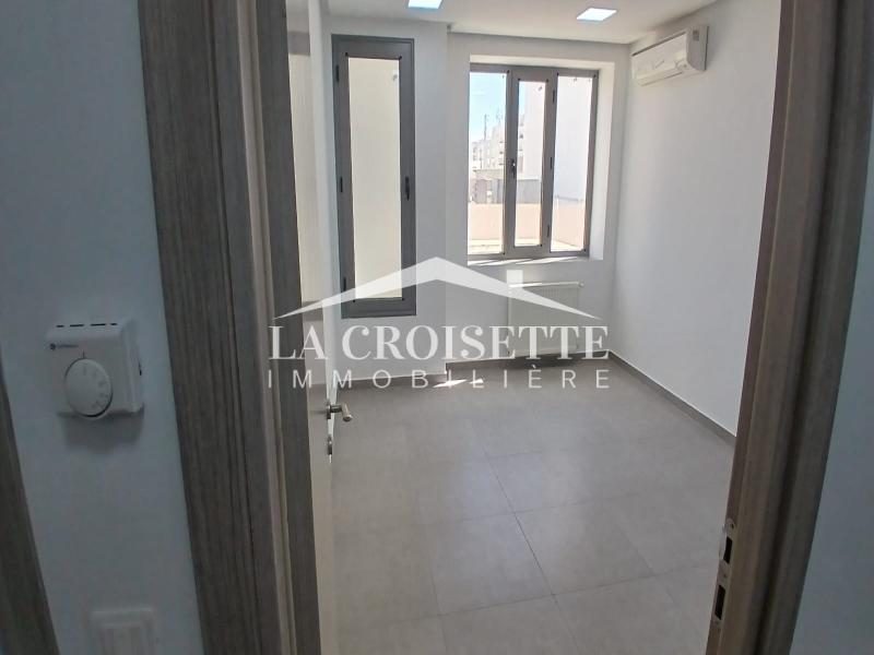 Bureau H+2 à Ain Zaghouan El Wahat